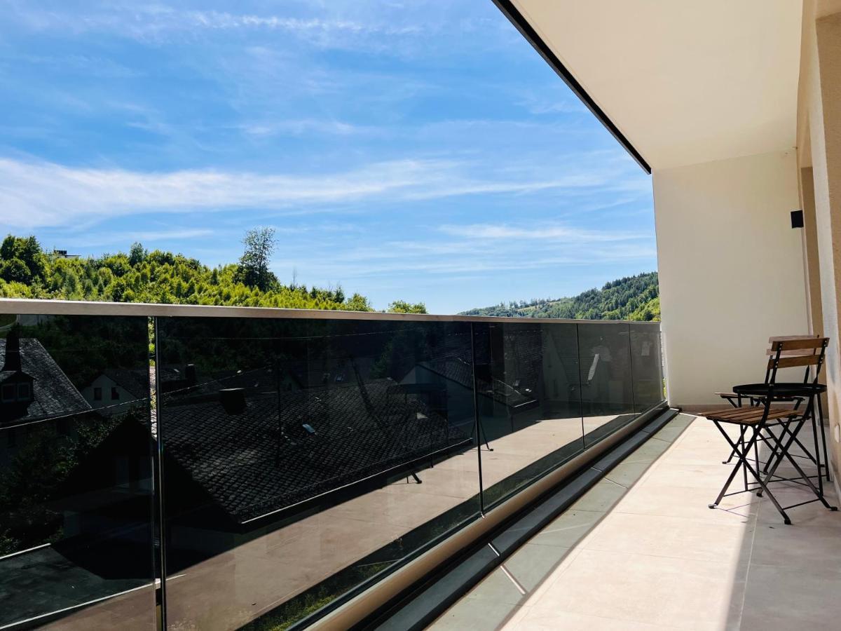 Idyllische Ferienwohnung Mit Balkon & Ausblick Arzbach Eksteriør bilde